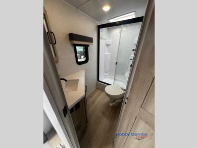 2025 Forest River RV Flagstaff Super Lite — photo 17 view