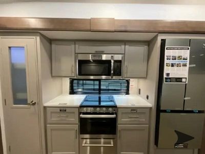 2026 Alliance RV Avenue All-Access — photo 13 view