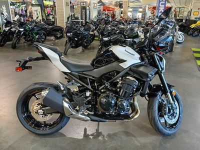 2026 Kawasaki Z900 ABS - Photo 10