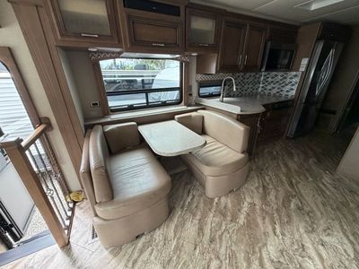 2019 Newmar Canyon Star - Photo 2