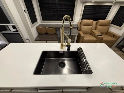 2026 Brinkley Model Z — photo 13 view