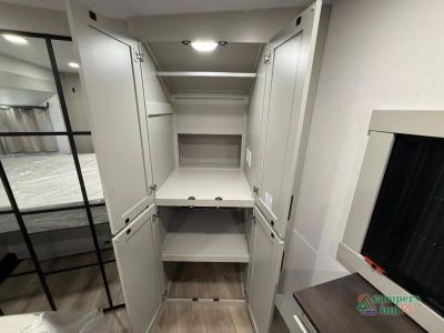 2026 Brinkley Model Z — photo 40 view
