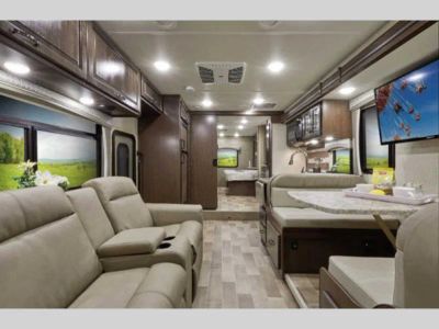 2020 Four Winds RV Chateau — front three-quarter view