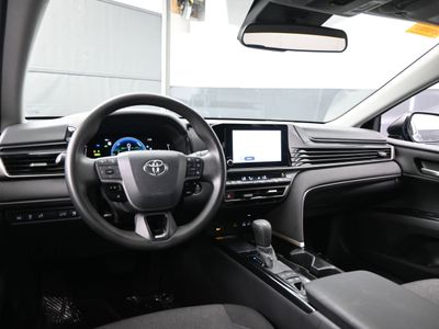 2026 2025 Toyota Camry LE Sedan - Photo 18