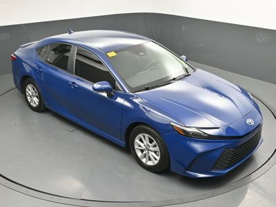 2026 2025 Toyota Camry LE Sedan - Photo 32