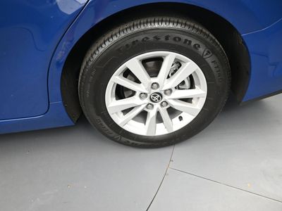 2026 2025 Toyota Camry LE Sedan - Photo 19