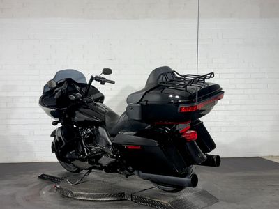 2023 Harley-Davidson Road Glide Limited - Photo 8