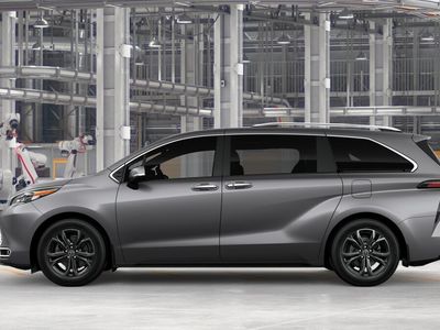2026 Toyota Sienna - Photo 4