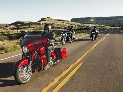 2016 Harley-Davidson CVO Street Glide — side profile view