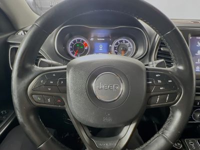 2019 Jeep Cherokee — photo 15 view