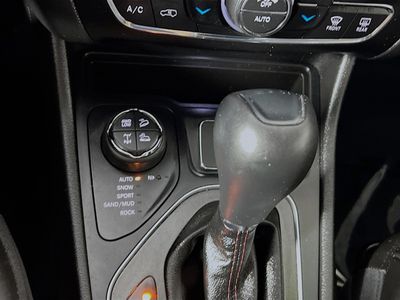 2019 Jeep Cherokee — photo 21 view
