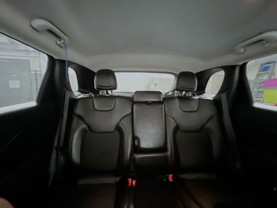2019 Jeep Cherokee — photo 30 view