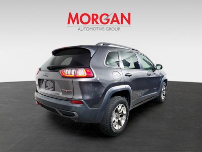 2019 Jeep Cherokee — rear three-quarter view