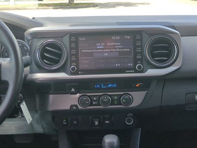 2022 Toyota Tacoma - Photo 18