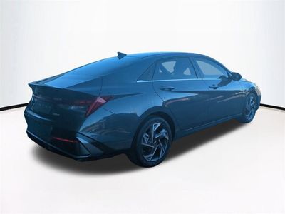 2026 Hyundai ELANTRA - Photo 5