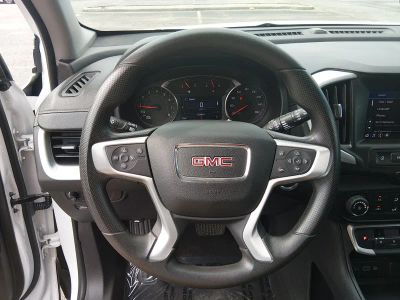 2024 GMC Terrain — photo 12 view