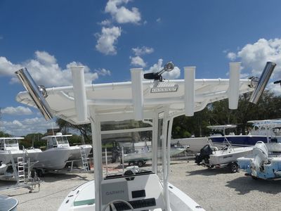 2026 Twin Vee 22 BayCat — photo 14 view