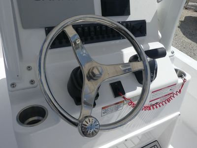 2026 Twin Vee 22 BayCat — photo 12 view