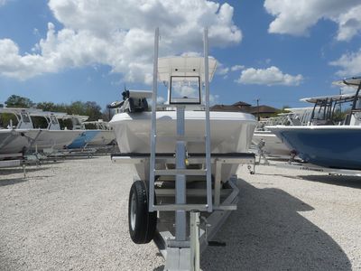2026 Twin Vee 22 BayCat — rear three-quarter view