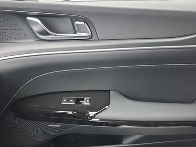 2026 Kia K5 — photo 21 view