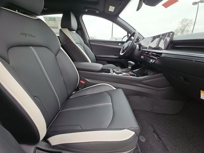 2026 Kia K5 — photo 15 view