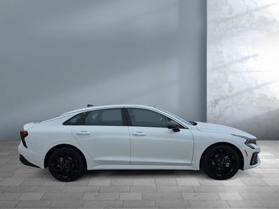 2026 Kia K5 — photo 7 view
