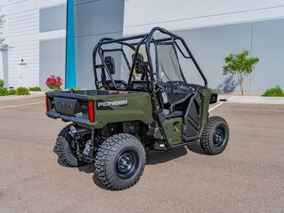 2026 Honda Pioneer 520 - Photo 4
