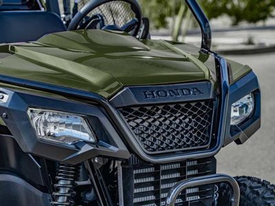 2026 Honda Pioneer 520 - Photo 12