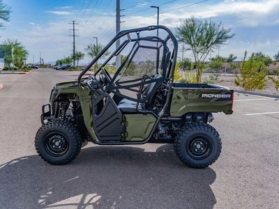 2026 Honda Pioneer 520 - Photo 6
