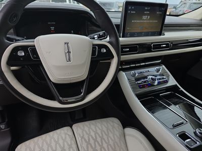 2020 Lincoln Aviator — photo 12 view