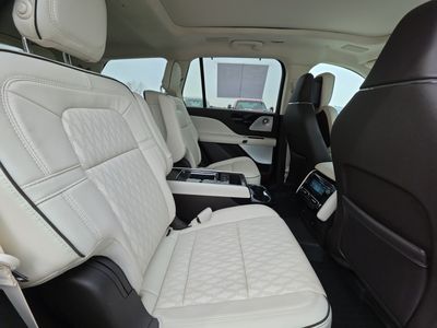 2020 Lincoln Aviator — photo 14 view