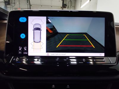 2025 Volkswagen Atlas — photo 16 view