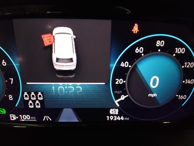 2025 Volkswagen Atlas — photo 14 view