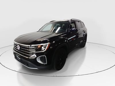 2025 Volkswagen Atlas — rear three-quarter view
