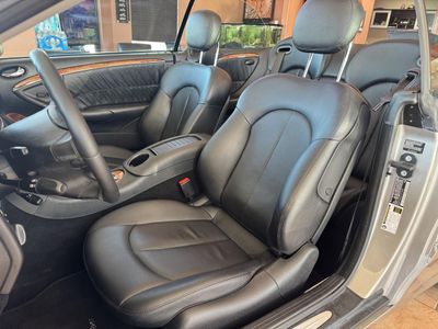 2007 Mercedes-Benz CLK350 — photo 11 view