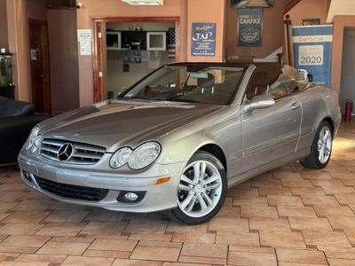 2007 Mercedes-Benz CLK350 in Silver — front three-quarter view