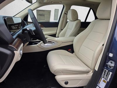 2026 Mercedes-Benz GLE 450 - Photo 4