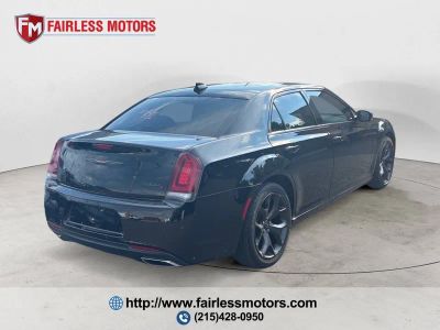 2021 Chrysler 300 — interior view