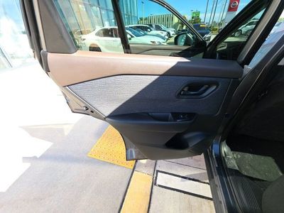2023 Nissan Rogue — photo 22 view