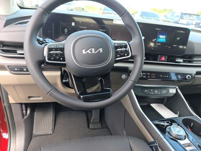 2026 Kia Carnival Hybrid - Photo 4