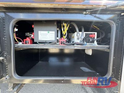 2024 Fleetwood RV Bounder - Photo 11