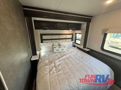 2024 Fleetwood RV Bounder - Photo 8