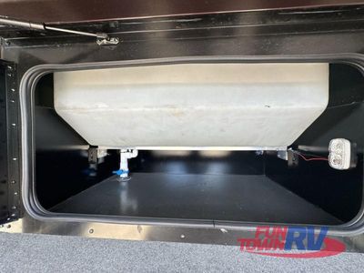 2024 Fleetwood RV Bounder - Photo 21
