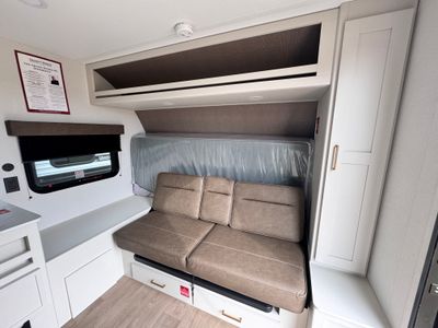 2026 Grand Design TRANSCEND ONE — photo 17 view