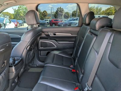 2022 Kia Telluride — photo 15 view
