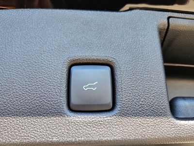 2026 Ford Escape Plug-In Hybrid — photo 29 view