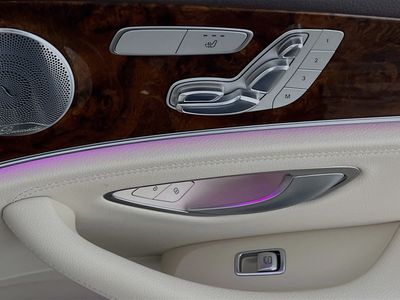 2017 Mercedes-Benz E-Class — photo 29 view