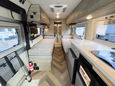 2026 Winnebago TRAVATO - Photo 5