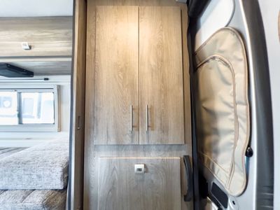 2026 Winnebago TRAVATO - Photo 19