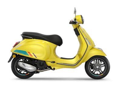2024 Vespa Primavera 150 S — front three-quarter view